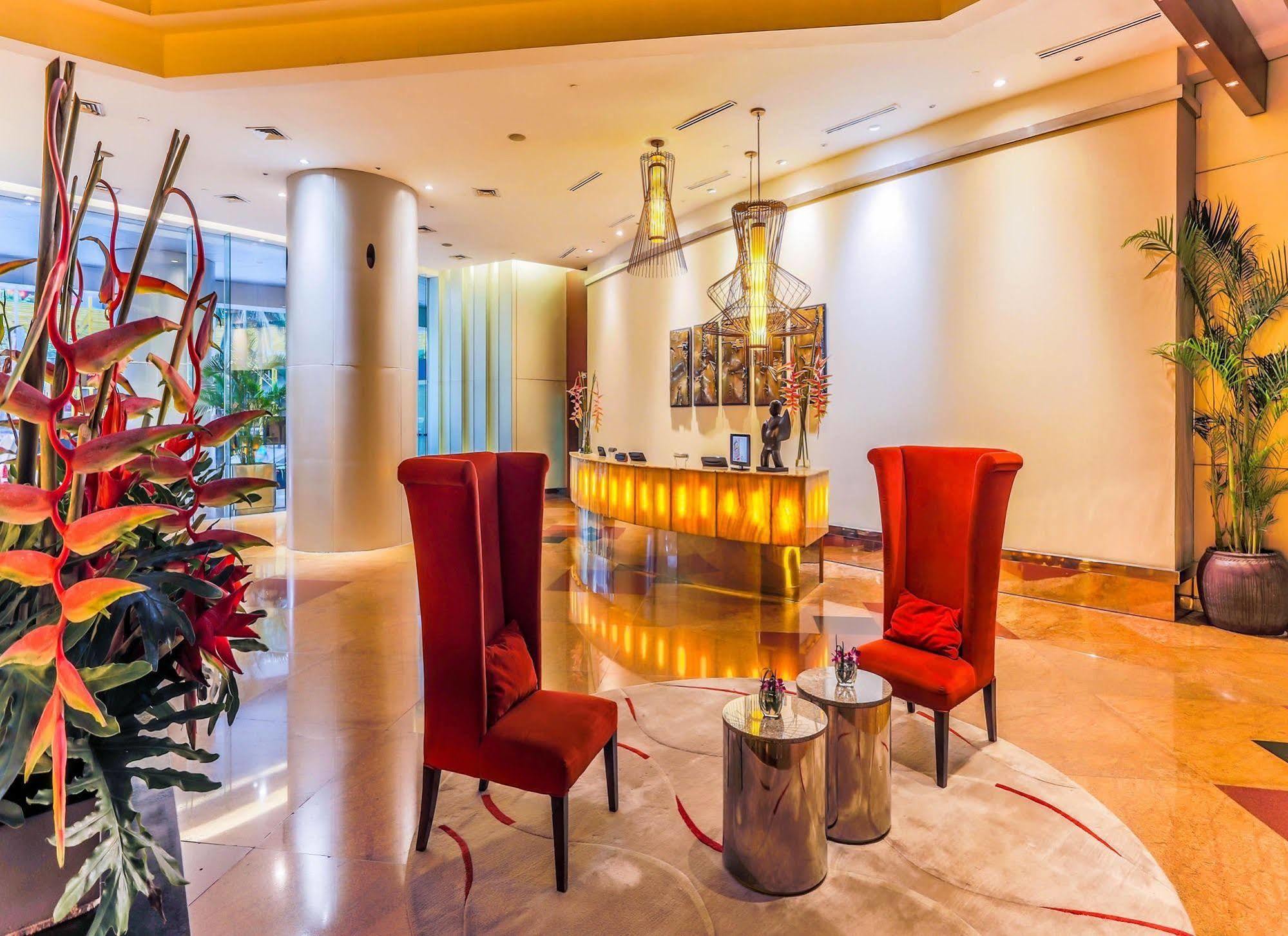 Discovery Suites Manila, Philippines Pasig City Exterior foto
